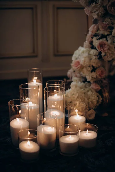 Candele Sfuse Primo Piano Alla Cerimonia Matrimonio — Foto Stock