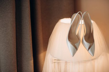 Moda moda nedime ayakkabıları.