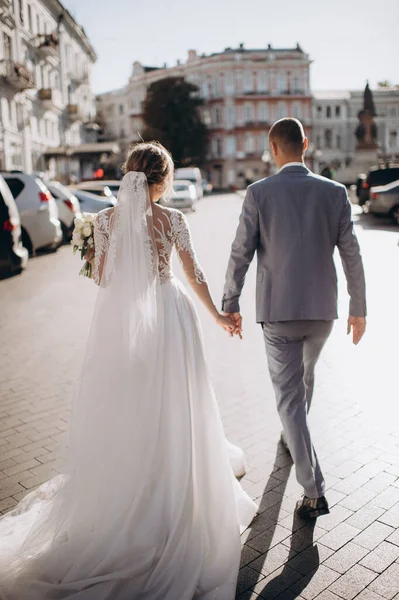 Bride Groom Walking Street — Photo