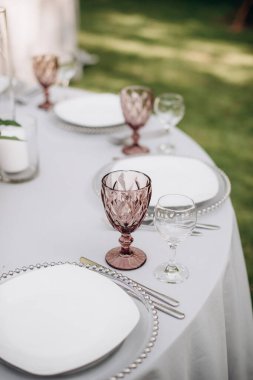 Şenlik masası yakın planda.