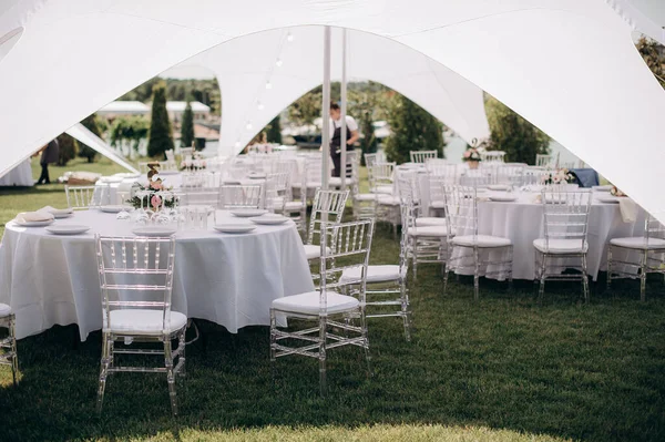 Banquet Table Setting White Tent Grass — Photo