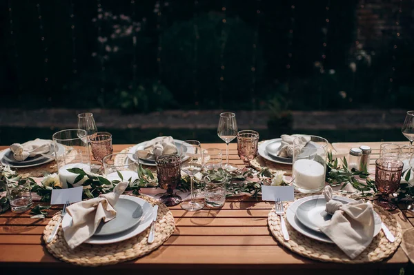 Wedding Banquet Table Setting Front View — Foto de Stock