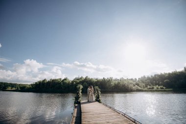 Rıhtımda düğün töreni