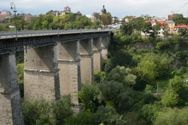 Puente de ladrillo — Foto de Stock