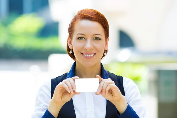 Businesswoman showing business card — Stock Photo, Image