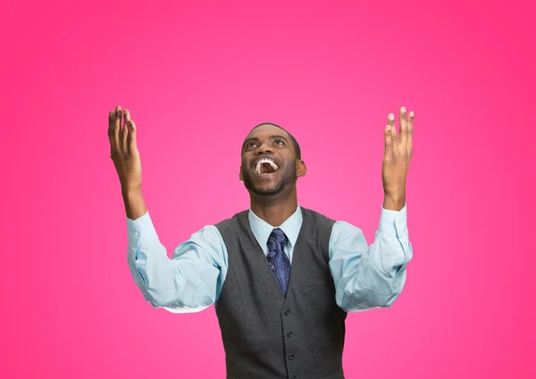 Homem feliz animado celebra o sucesso, bom resultado — Fotografia de Stock