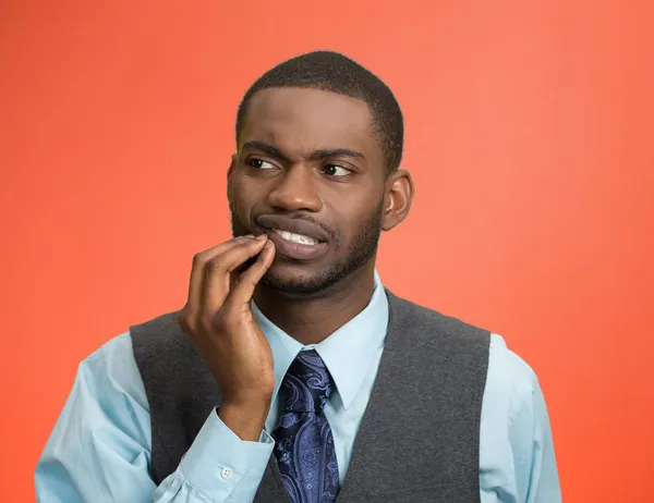 Uomo con mal di denti, dolore — Foto Stock