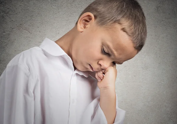 Triste deprimido cansado niño —  Fotos de Stock