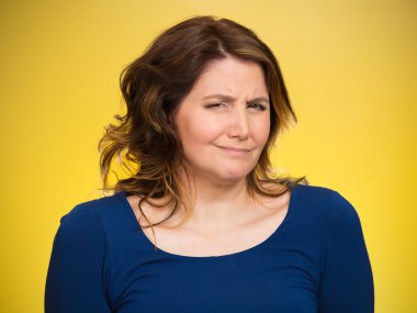 şüpheci kadın