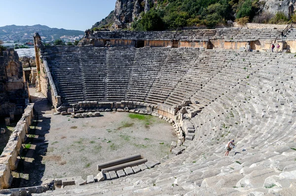 Ερείπια Του Αμφιθεάτρου Στην Αρχαία Λυκιανή Και Την Περαιτέρω Ελληνο — Φωτογραφία Αρχείου