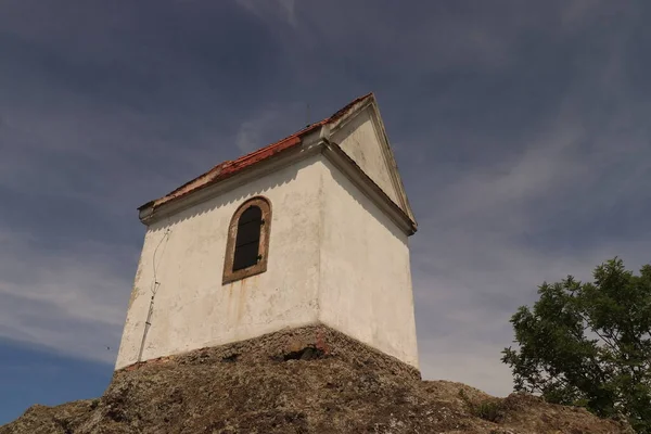 Top Zebn Hill Stands Baroque Chapel White Chapel Blue Sky — Fotografia de Stock