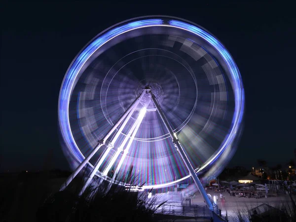 Illuminated Ferris Wheel Tourist Attraction — 图库照片