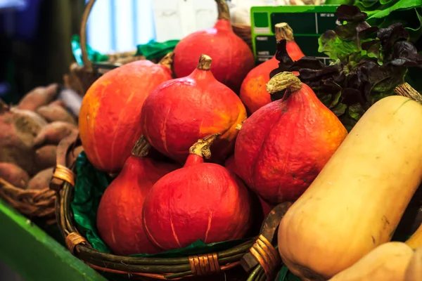 Gemüse auf einem französischen Markt — Stockfoto