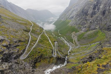 trollstigen dağ yolu