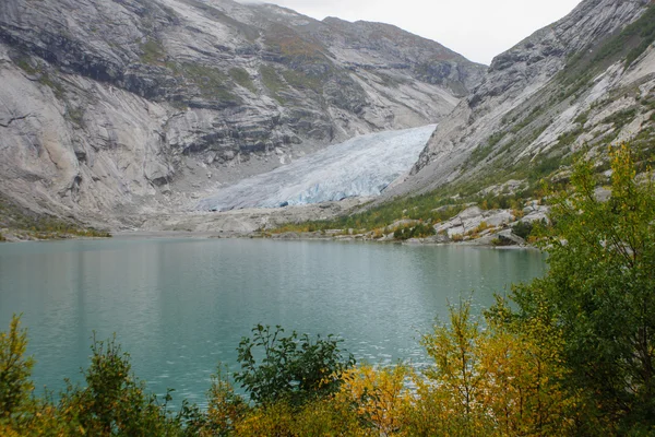 Glacier near spiterstulen — Stock Photo, Image