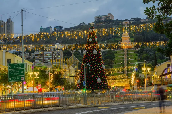 Haifa Israel Dezember 2021 Feiertagsszene Der Deutschen Kolonie Mit Weihnachtsbaum — Stockfoto