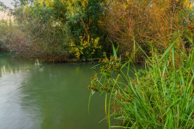 Ürdün Nehri 'nin başlangıç noktası, Hasbani, Dan ve Banias nehirlerinin birleşmesiydi. Kuzey İsrail