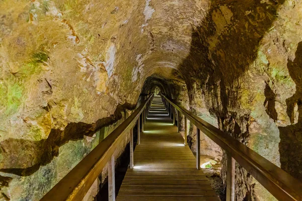 Vue Ancien Tunnel Approvisionnement Eau Dans Parc National Tel Megiddo — Photo