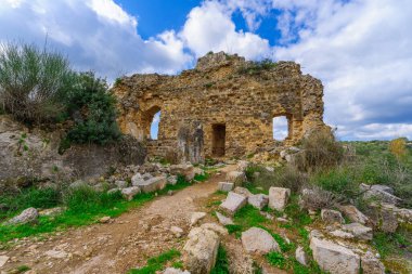 Montfort Şatosu, Yukarı Celile, Kuzey İsrail 'in harabelerinin manzarası.