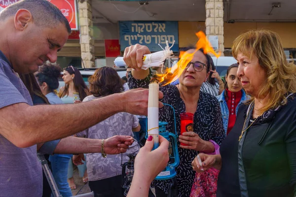 Nazareth Israel April 2022 Believers Sharing Holy Fire Part Orthodox — Stockfoto