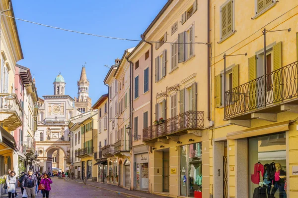 Crema Italie Février 2022 Scène Rue Settembre Avec Des Habitants — Photo