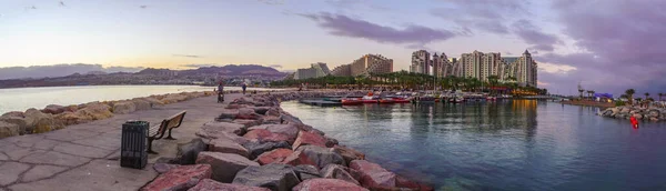 Eilat Israel Januar 2022 Sonnenuntergangspanorama Des Yachthafens Mit Besuchern Und — Stockfoto