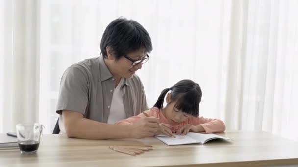 Portrait Asian Father Helping His Cute Little Daughter Homework School — Stock Video