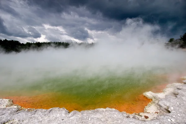 Şampanya havuzda wai-o-tapu — Stok fotoğraf