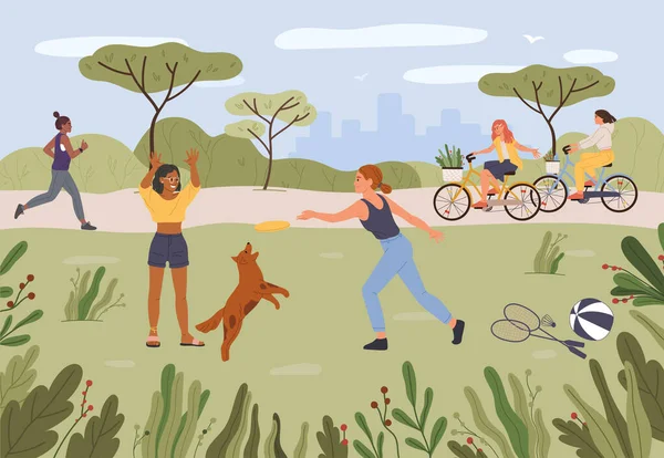 Οι άνθρωποι χαλαρώνουν στο πάρκο. Κορίτσια που παίζουν φρίσμπι με σκυλάκι. Γυναίκες φίλοι ιππασία ποδήλατο με καλάθια — Διανυσματικό Αρχείο