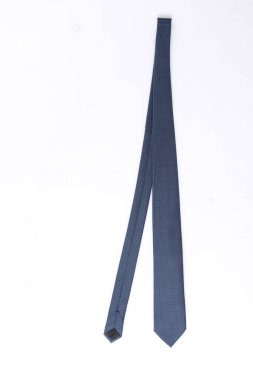 Beyaz arka planda erkek kravatı