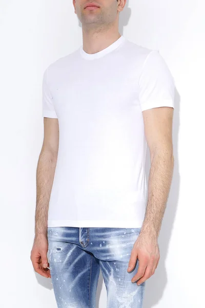 Camisetas Blancas Con Espacio Copia Sobre Fondo Gris — Foto de Stock