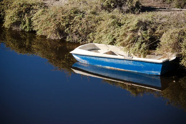 Kleines Fischerboot — Stockfoto