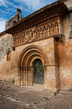 güzel Romanesk kilise