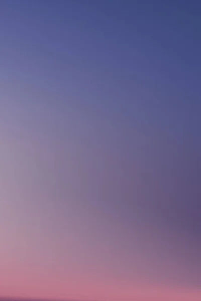 Gorgeous Sunset Twilight Clear Sky Pink Purple Blue Sky Vertical —  Vetores de Stock