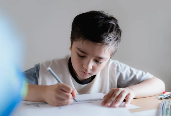 Happy Boy Using Grey Colour Pen Drawing Sketching Paper Portrait — Stok Foto