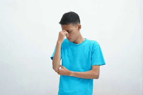 Portrait Asian Young Man Wearing Blue Shirt Suffering Severe Headache — Fotografia de Stock