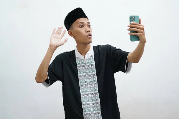 Asian Muslim Man Showing Excited Facial Expressions Video Call His — Fotografia de Stock