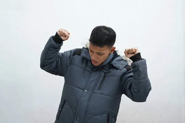 Asian Man Wearing Winter Jacket Isolated White Background Celebrating Victory — Foto Stock