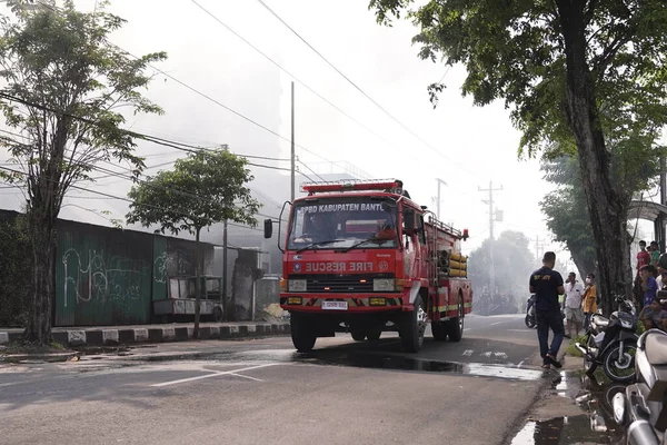 Fire Trucks Come Ready Location Furniture Warehouse Fire Yogyakarta Indonesia — Foto Stock