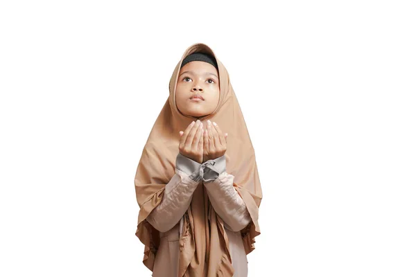 Girl Wearing Hijab Wearing Brown Muslim Dress Praying White Background — ストック写真