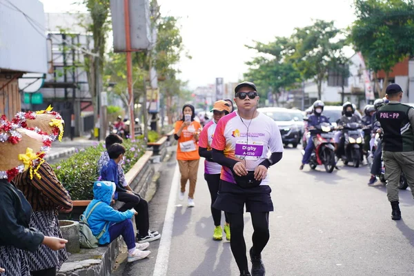 Maratona Gara Magelang Indonesia Gente Mette Piede Sulle Strade Della — Foto Stock