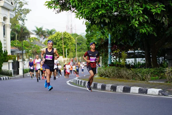 Course Marathon Magelang Indonésie Les Gens Mettent Les Pieds Sur — Photo