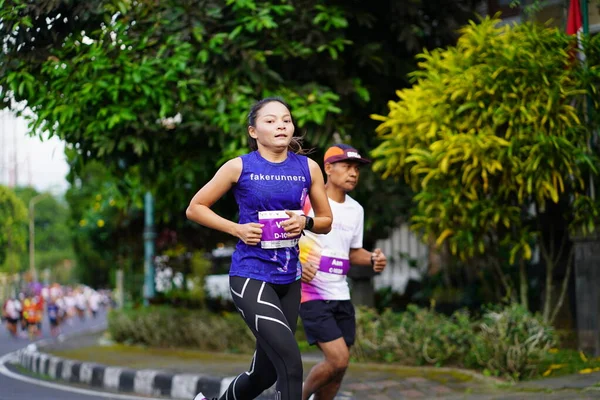 Wyścig Maratonu Magelang Indonezji Ludzie Postawili Stopę Drogach Miejskich Odległości — Zdjęcie stockowe