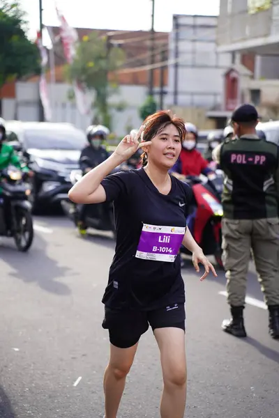 Maratonlopp Magelang Indonesien Människor Sätta Sin Fot Stadens Vägar Ett — Stockfoto