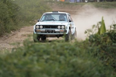 YOGYAKARTA, INDONEZYA - 16 Ekim 2022: Yarışçılar King 's Cup Sprint Rallisi Jogja