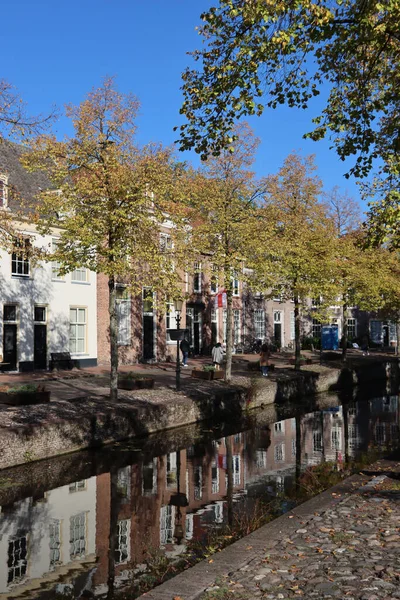 Beautiful Canal View Classic Dutch Architecture Autumn Trees Water Reflections — Stock Photo, Image