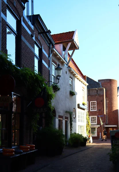 Arquitetura Holandesa Autêntica Belas Casas Uma Rua Fotos Cidade Europeia — Fotografia de Stock