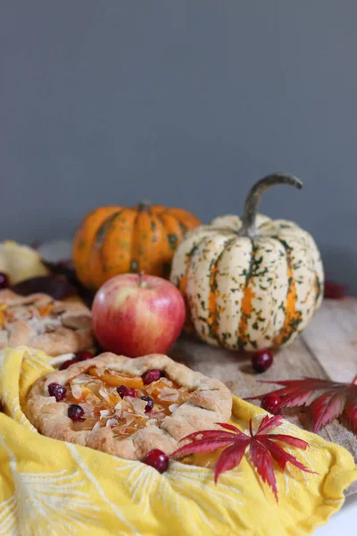 Pumpkin Pastries Red Maple Leaves Decorative Squash Table Fall Season — Stock Photo, Image