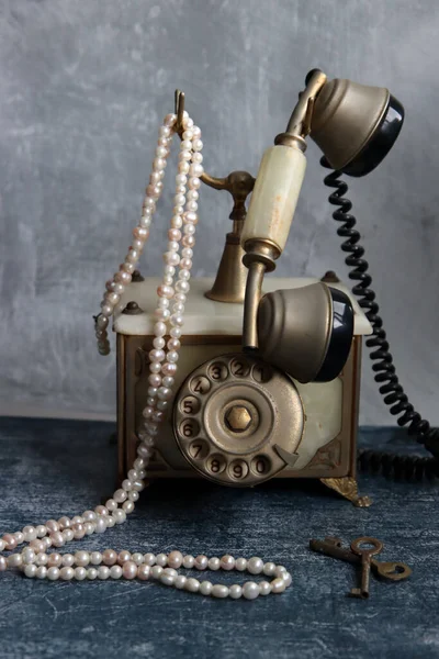 Old Fashioned Rotary Phone Table Vintage Telephone Close Photo Grey — Stock Photo, Image