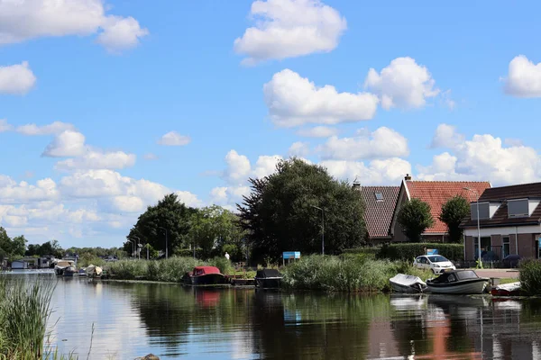 Traditional Dutch Canal View Cute Town River Summer Europe — Fotografia de Stock